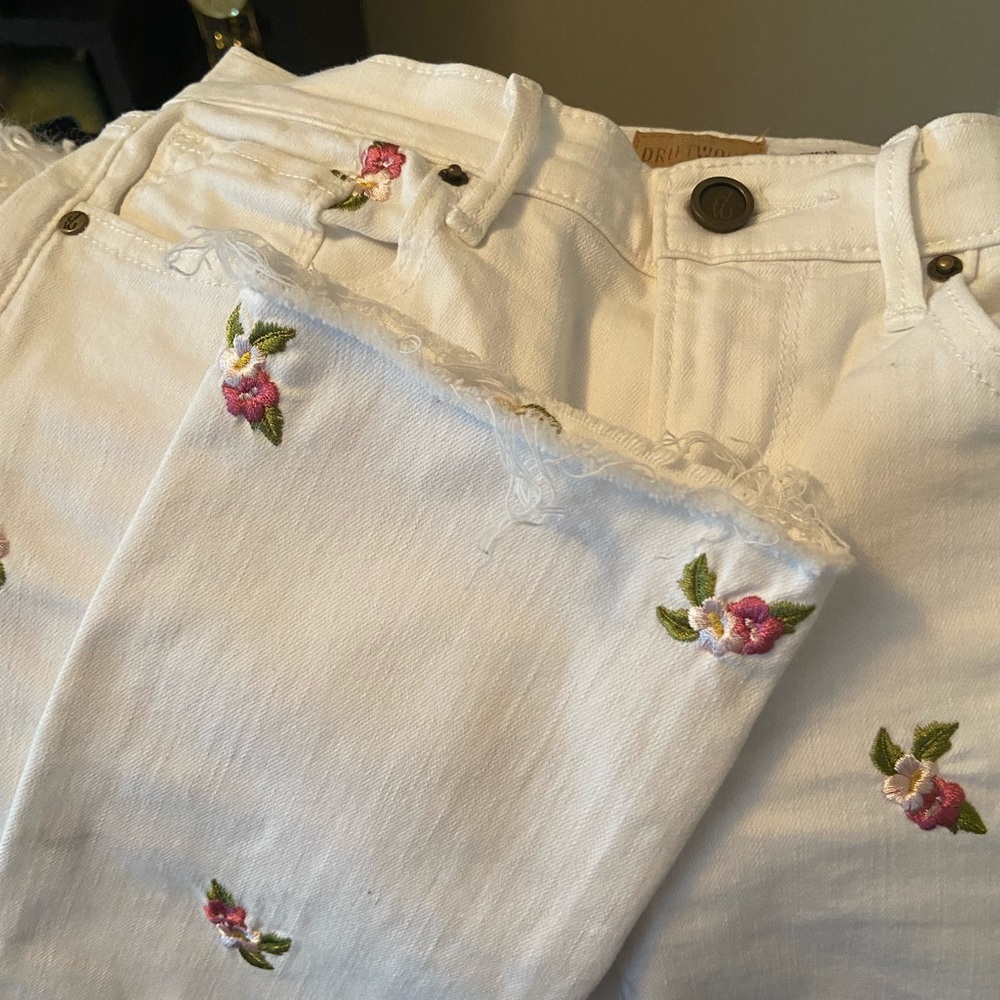 Women’s Driftwood Embroidered Jeans, size 25 - Picture 4 of 7